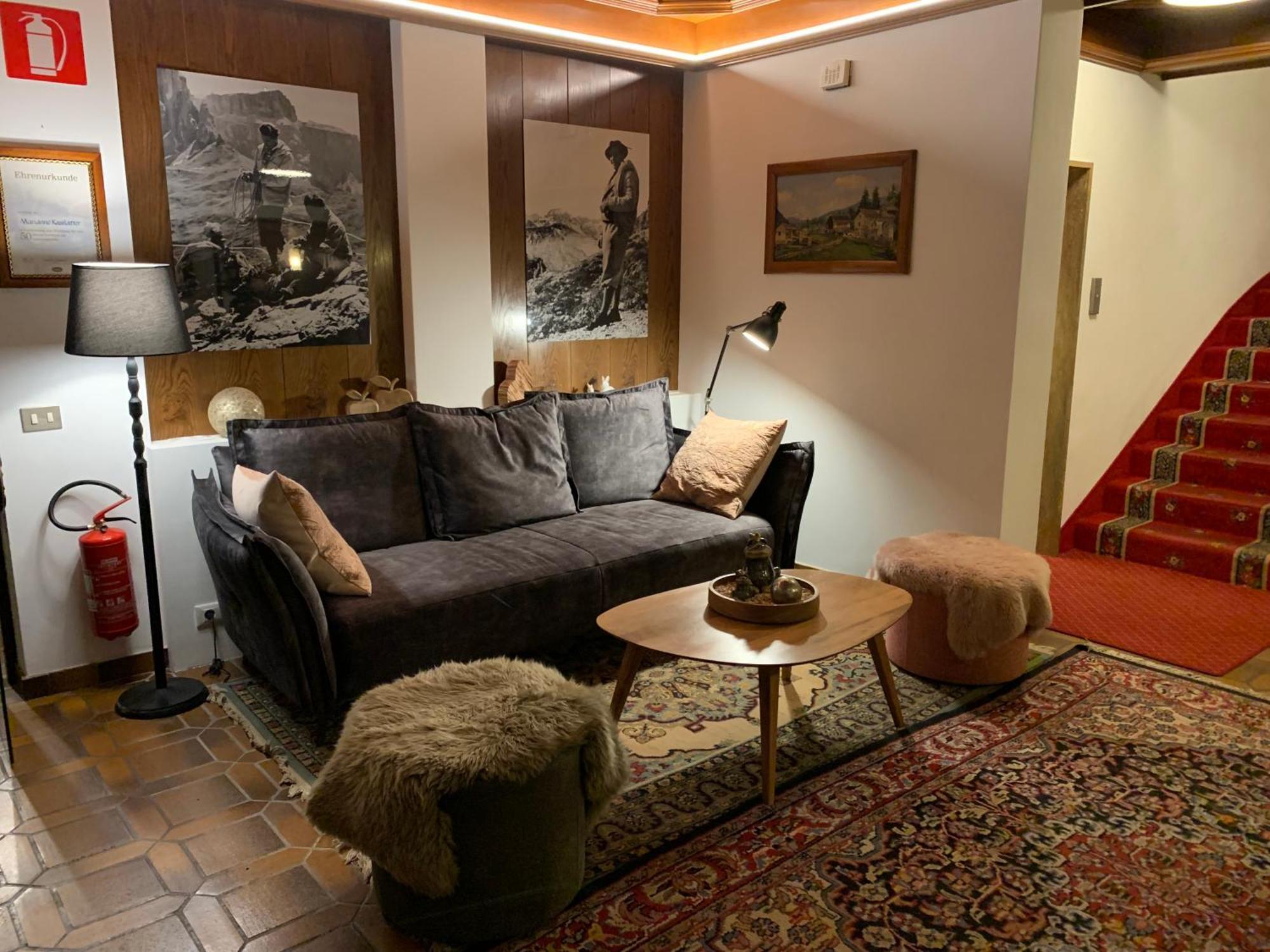 Hotel Pontives Ортизеи Экстерьер фото