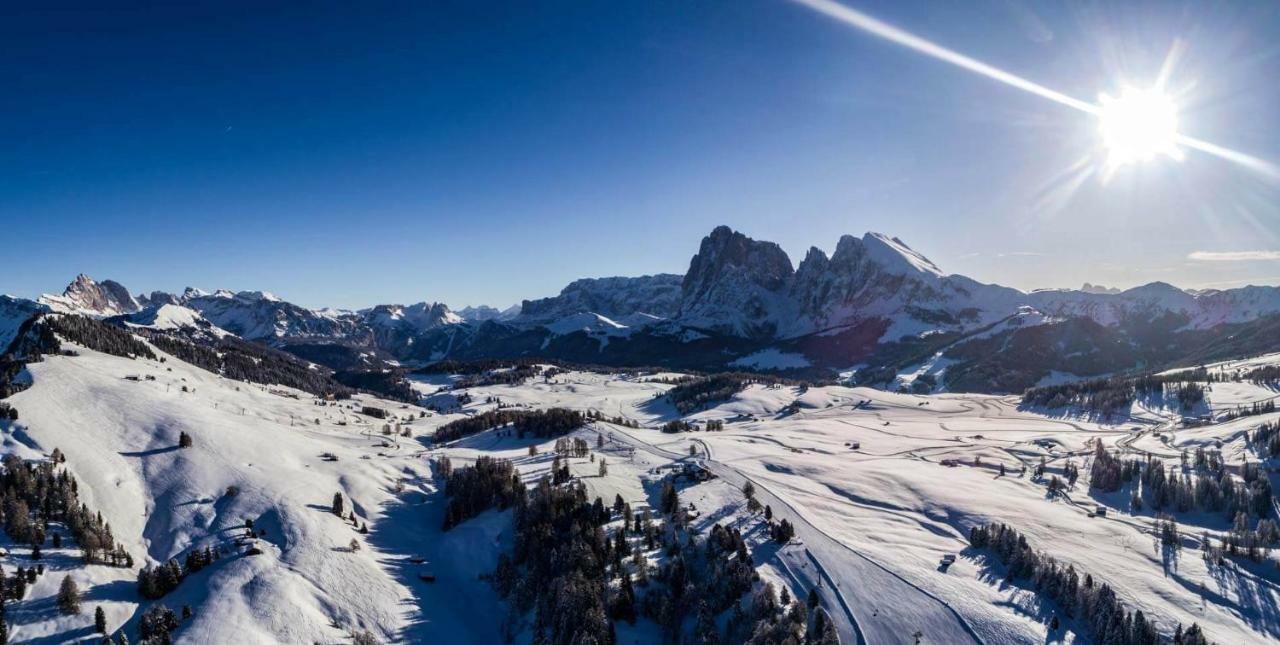 Hotel Pontives Ортизеи Экстерьер фото