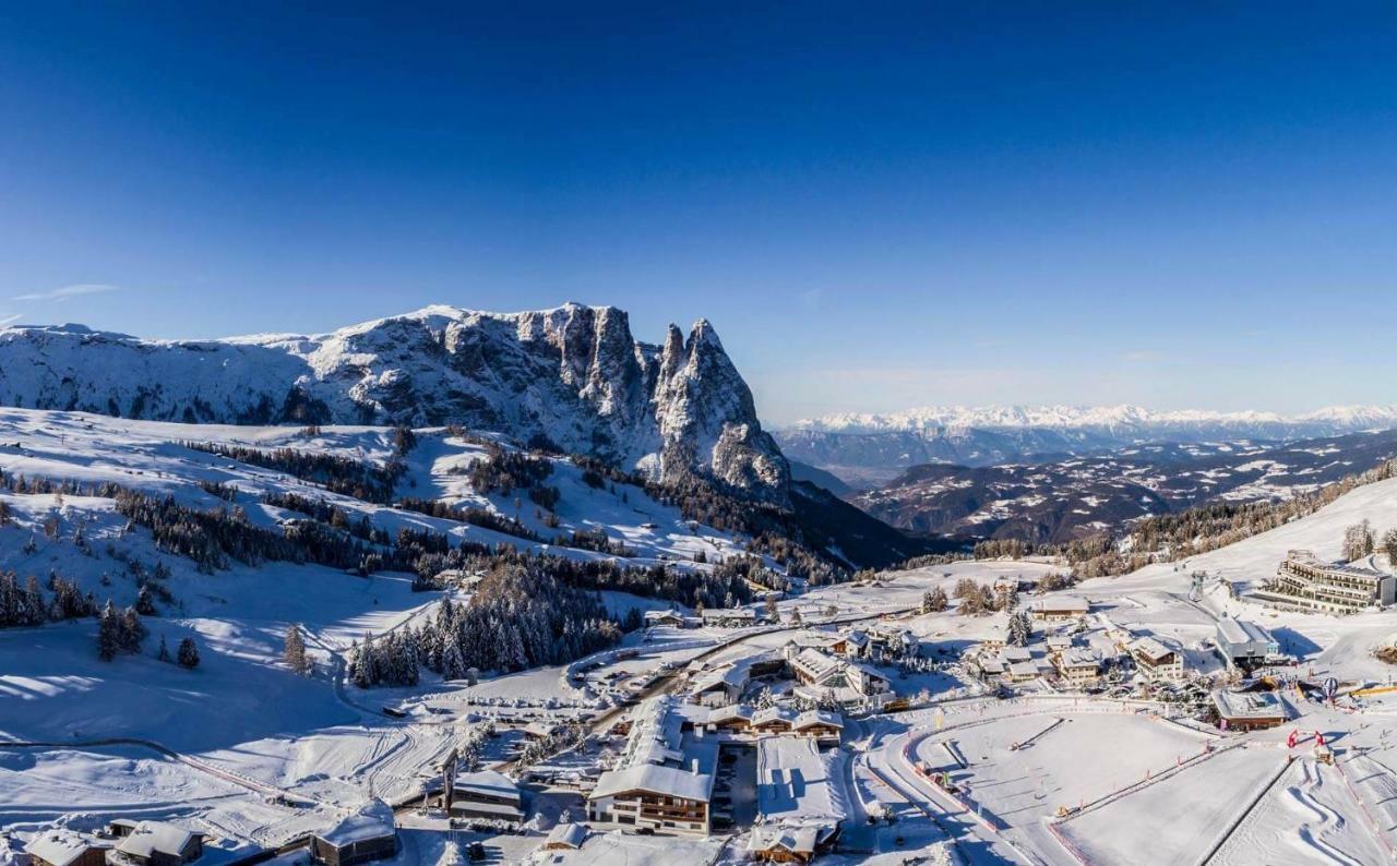 Hotel Pontives Ортизеи Экстерьер фото